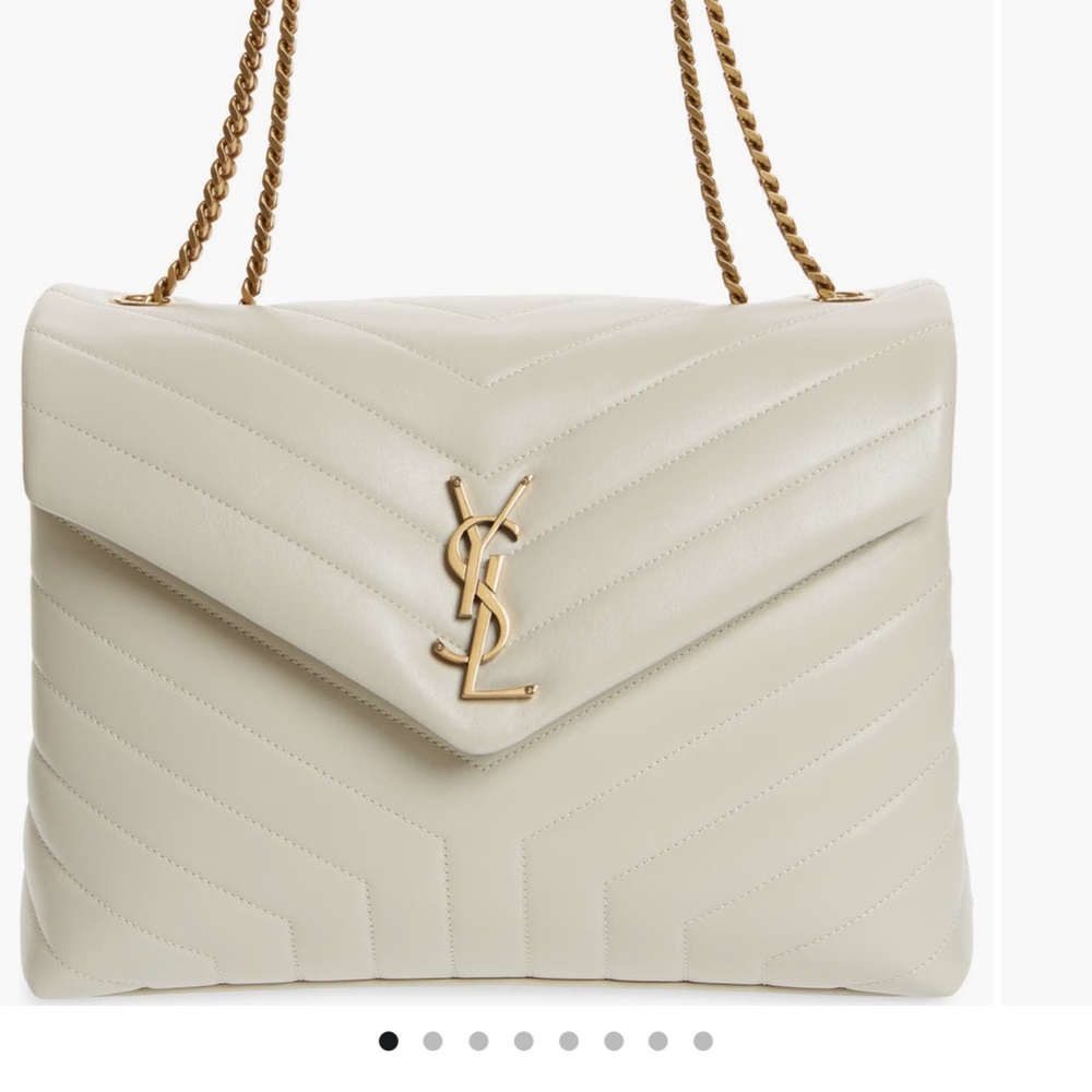 Saint Laurent
Loulou YSL Shoulder Bag in Quilted Leather Medium